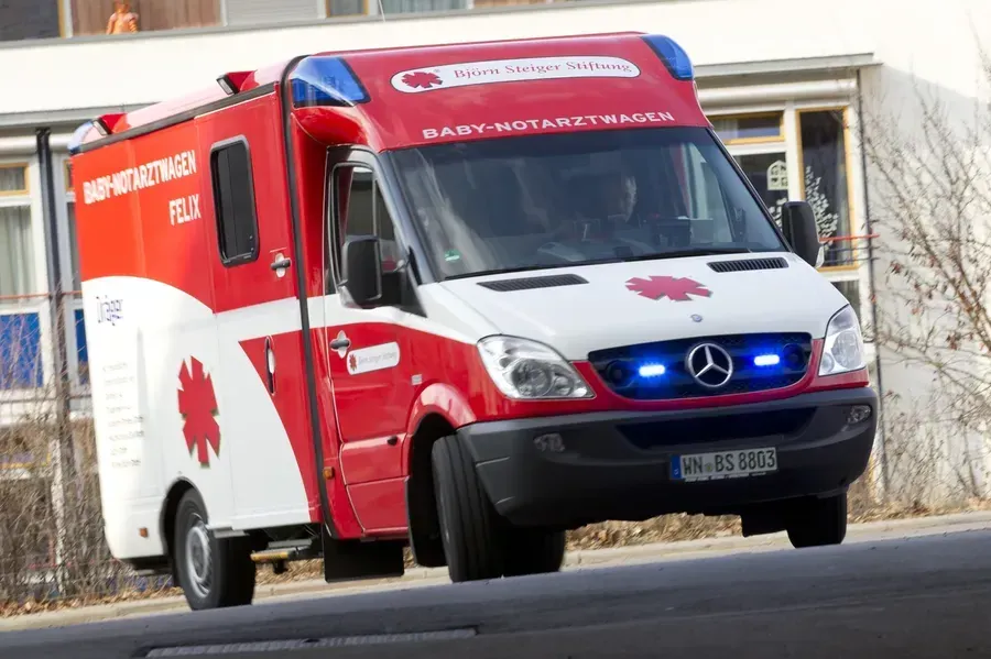 Babynotarztwagen Felix der Björn Steiger Stiftung
